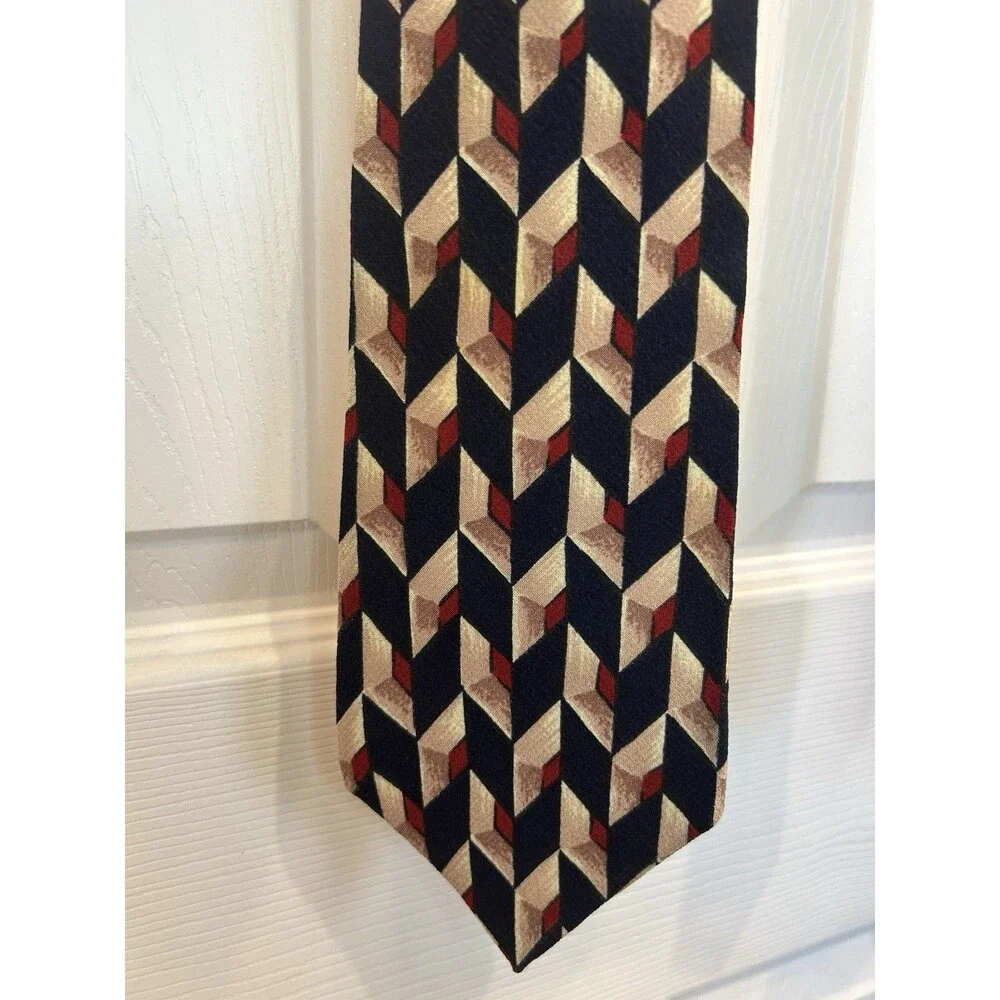 Hugo Boss Black Label Necktie Geomatic 100% Silk Luxury Designer Classic